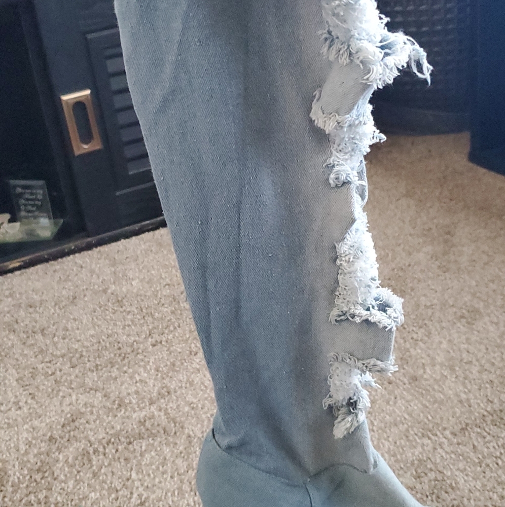 Jean boots - Picture 2 of 3
